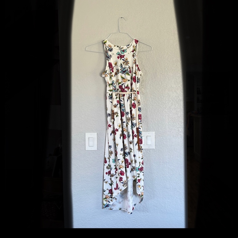 Paper doll kids floral dress slightly worn
